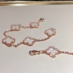 [Eternal Jewelry]CLOVER 5 MOTIF ROCK CRYSTAL PINK GOLD BRACELET - Image 10