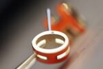 [Eternal Jewelry]MINI POP H EARRINGS ORANGE - Image 6