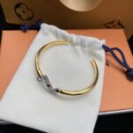 [Eternal Jewelry]VOLTE UPSITE DOWN DIAMOND GOLD OPEN BRACELET - Image 3