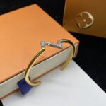 [Eternal Jewelry]VOLTE UPSITE DOWN DIAMOND GOLD OPEN BRACELET - Image 5