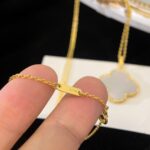 [Eternal Jewelry]CLOVER 25MM MOP LARGE PENDANT NECKLACE - Image 6