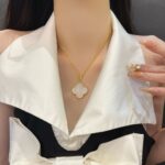 [Eternal Jewelry]CLOVER 25MM MOP LARGE PENDANT NECKLACE - Image 3