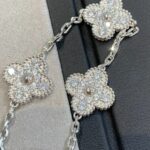 [Eternal Jewelry]CLOVER 5 MOTIFS  DIAMOND BRACELET SILVER - Image 4