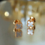 [Eternal Jewelry]CLOVER MINI 9.5MM WHITE MOP EARRINGS - Image 4