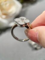 [Eternal Jewelry]CLOVER SILVER MOP DIAMOND RING - Image 2
