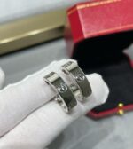 [Eternal Jewelry]LOVE 5.5MM EARRINGS - Image 4