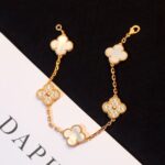 [Eternal Jewelry]CLOVER BRACELET 5 MOTIF WHITE MOP DIAMOND - Image 3