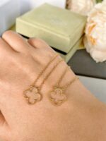 [Eternal Jewelry]CLOVER ROCK CRYSTAL ROSE GOLD NECKLACE - Image 7