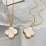 [Eternal Jewelry]CLOVER 25MM MOP LARGE PENDANT NECKLACE - Image 2