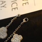 [Eternal Jewelry]CLOVER BRACELET 5 MOTIF SILVER DIAMOND PAVED - Image 8