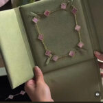 [Eternal Jewellery] Pink Necklace with Ten Clover Designs - Image 4