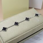 [Eternal Jewelry]CLOVER 5 MOTIF ONYXS  BRACELET SILVER - Image 4