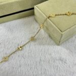 [Eternal Jewelry]CLOVER 6 MOTIF DIAMOND LASER BRACELET - Image 3