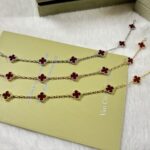 [Eternal Jewelry]CLOVER 6 MOTIF RED AGATE BRACELET - Image 3