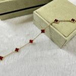 [Eternal Jewelry]CLOVER 6 MOTIF RED AGATE BRACELET - Image 4