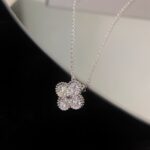 [Eternal Jewelry]CLOVER 15MM DIAMOND SINGLE FLOWER NECKLACE - Image 5