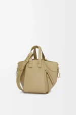 Compact Hammock bag in satin calfskin - Image 4