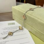 [Eternal Jewelry]CLOVER  5 MOTIFS  CHRISTMAS LIMITED EDITION BRACELET - Image 5
