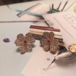 [Eternal Jewelry]FRIVOLE PINK GOLD FLOWER DIAMOND EARRINGS - Image 2